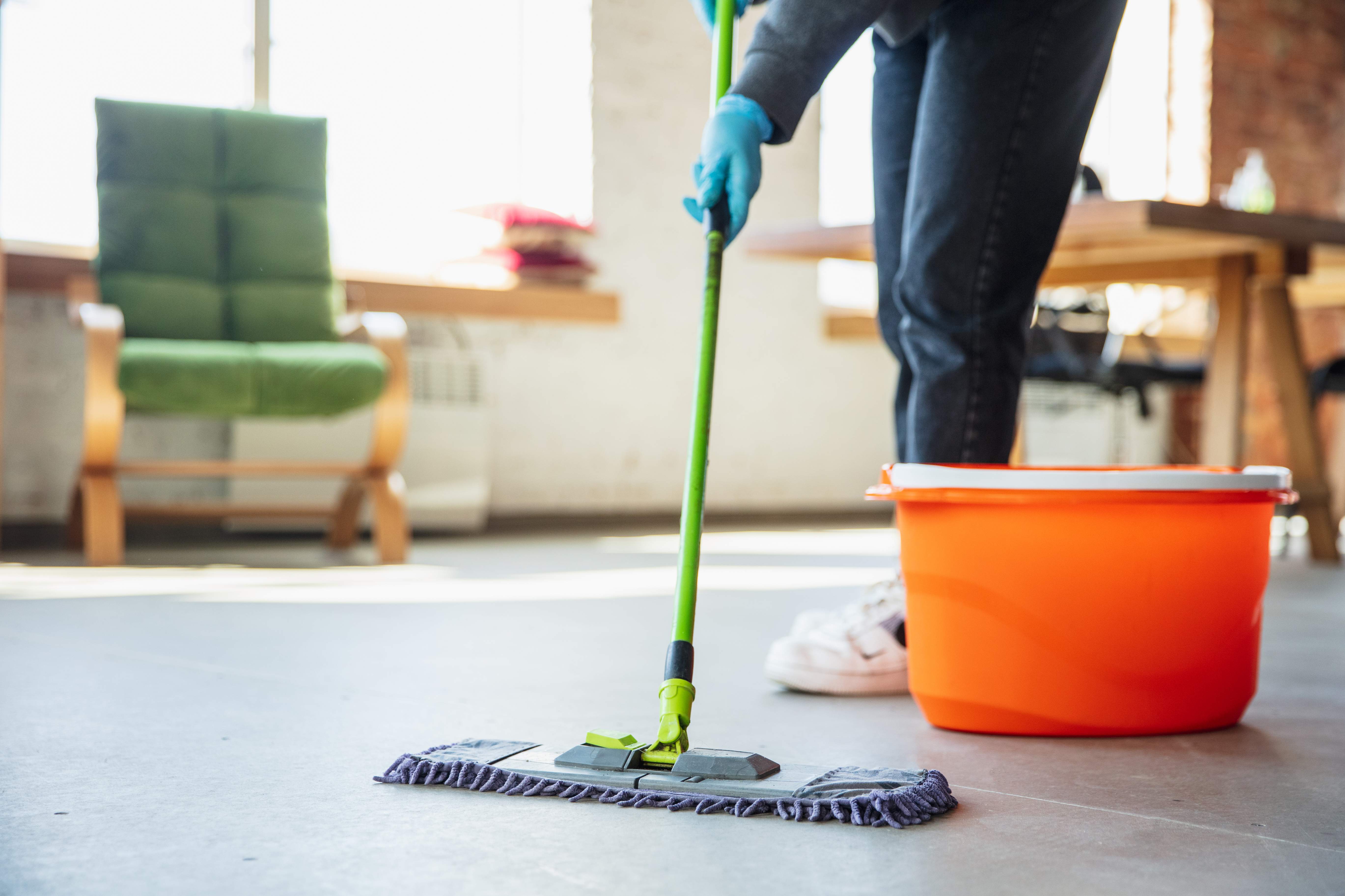 ¿Cómo ayudan los servicios de limpieza en el día a día?