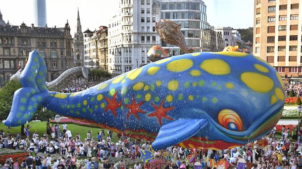 El desfile de la ballena, Aste Nagusia