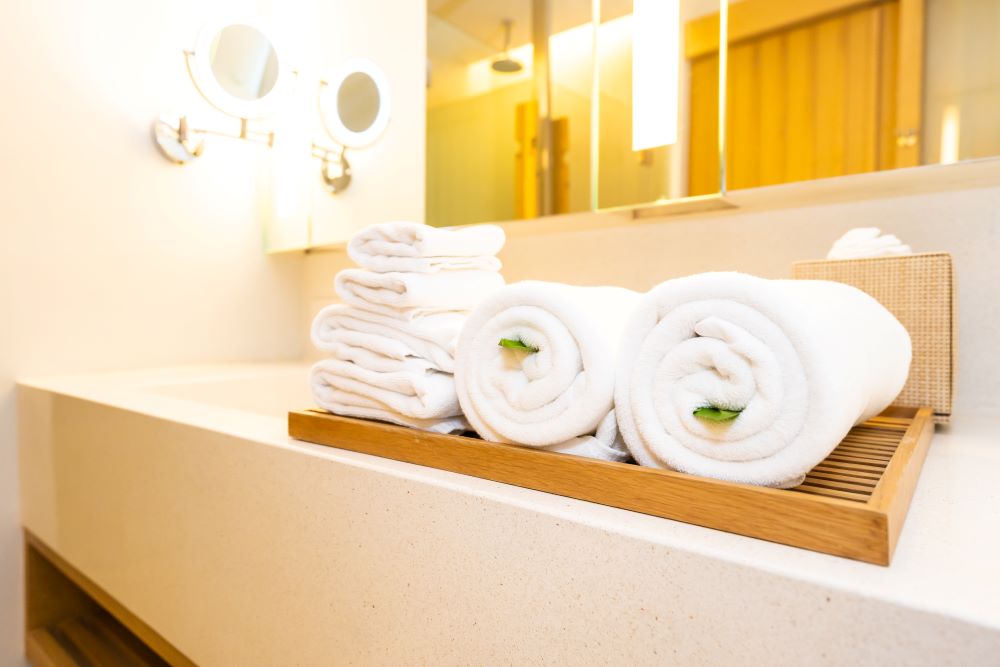 Lavandería de toallas en apartamentos turísticos, estándares de limpieza y frescura