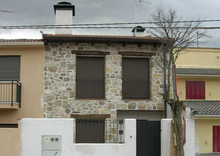 Plaza la Fragua, Rascafría, Madrid.