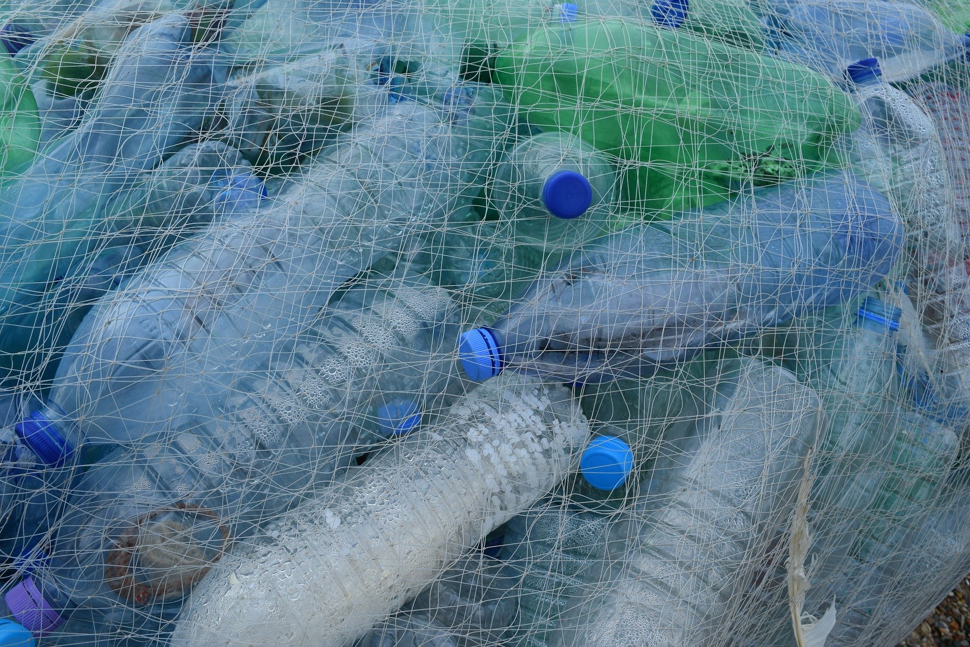 Los procesos de reciclaje de residuos de plástico