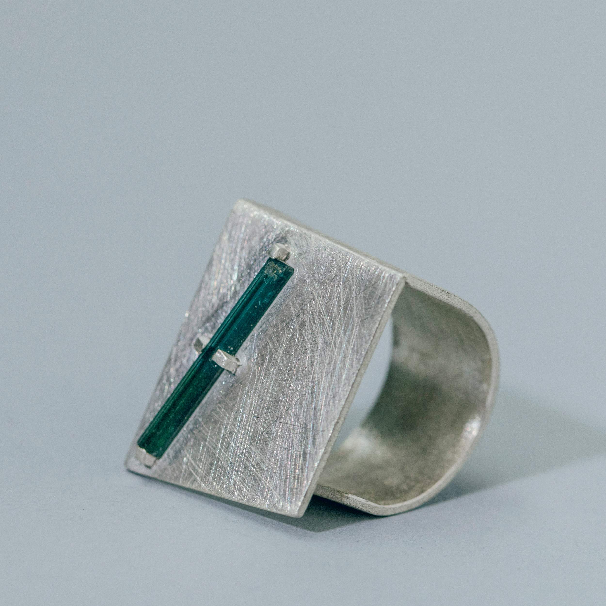Square Trapezoids Ring with Stone