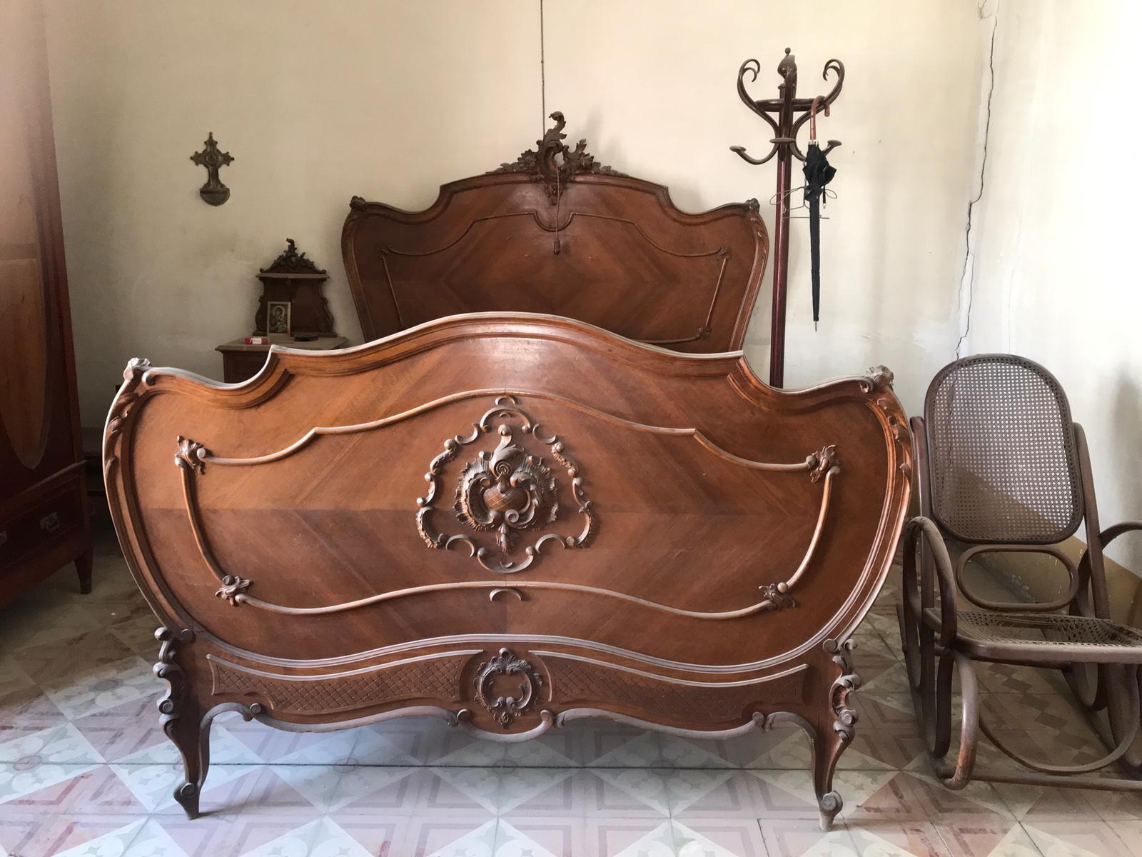 mueble antiguo