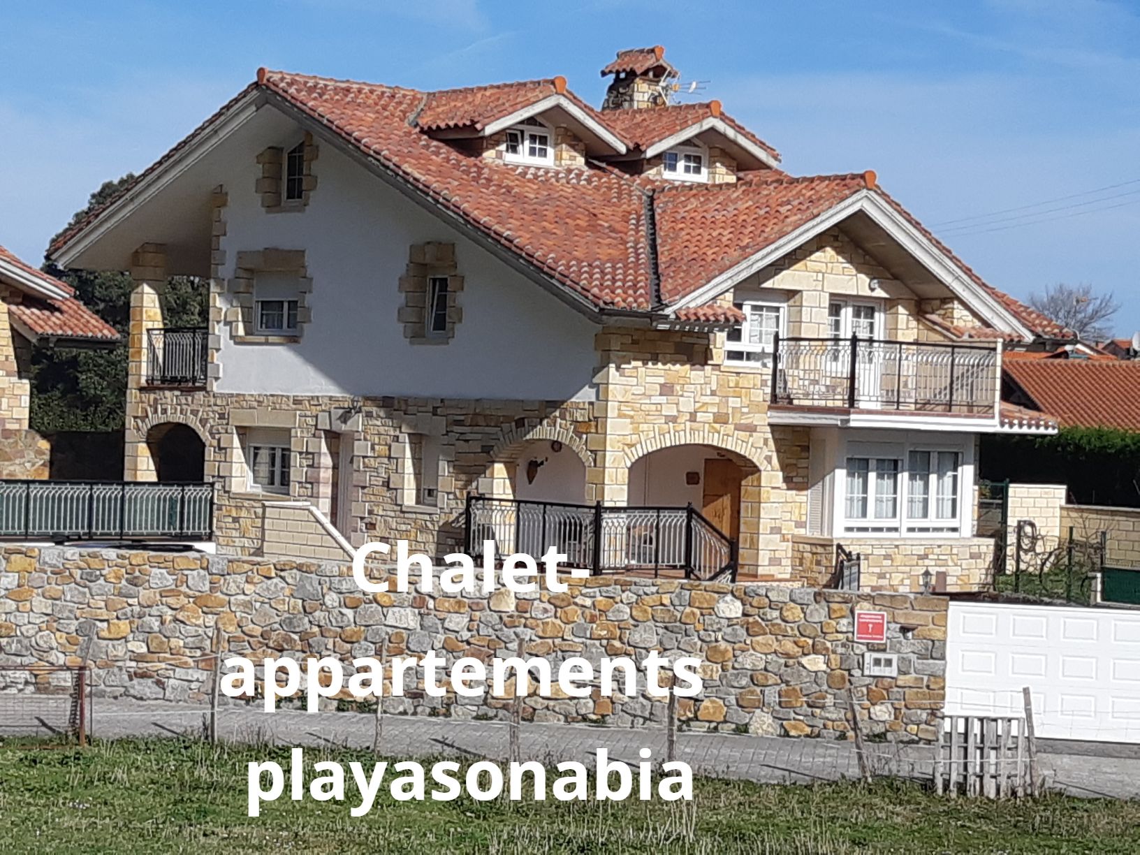 APPARTEMENTS PLAYASONABIA