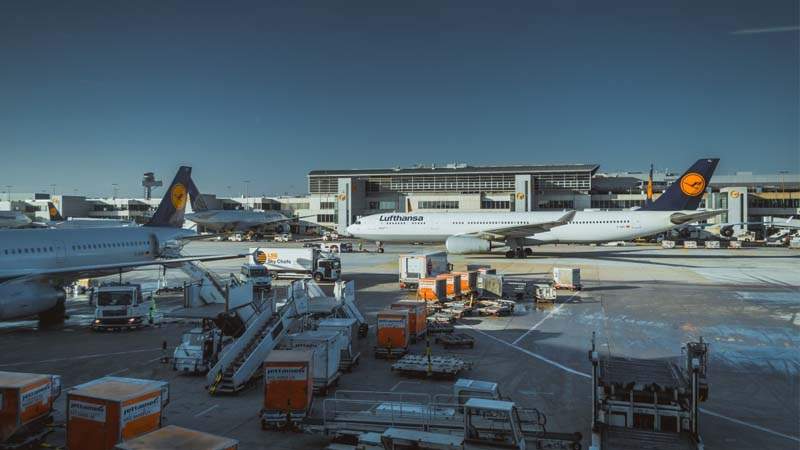 Opciones de carga dentro el transporte aeroportuario