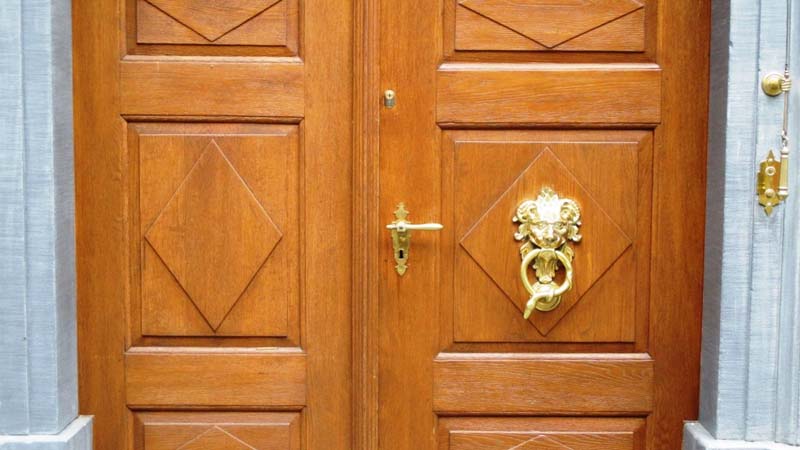 Cómo mantener la madera de una puerta en buen estado